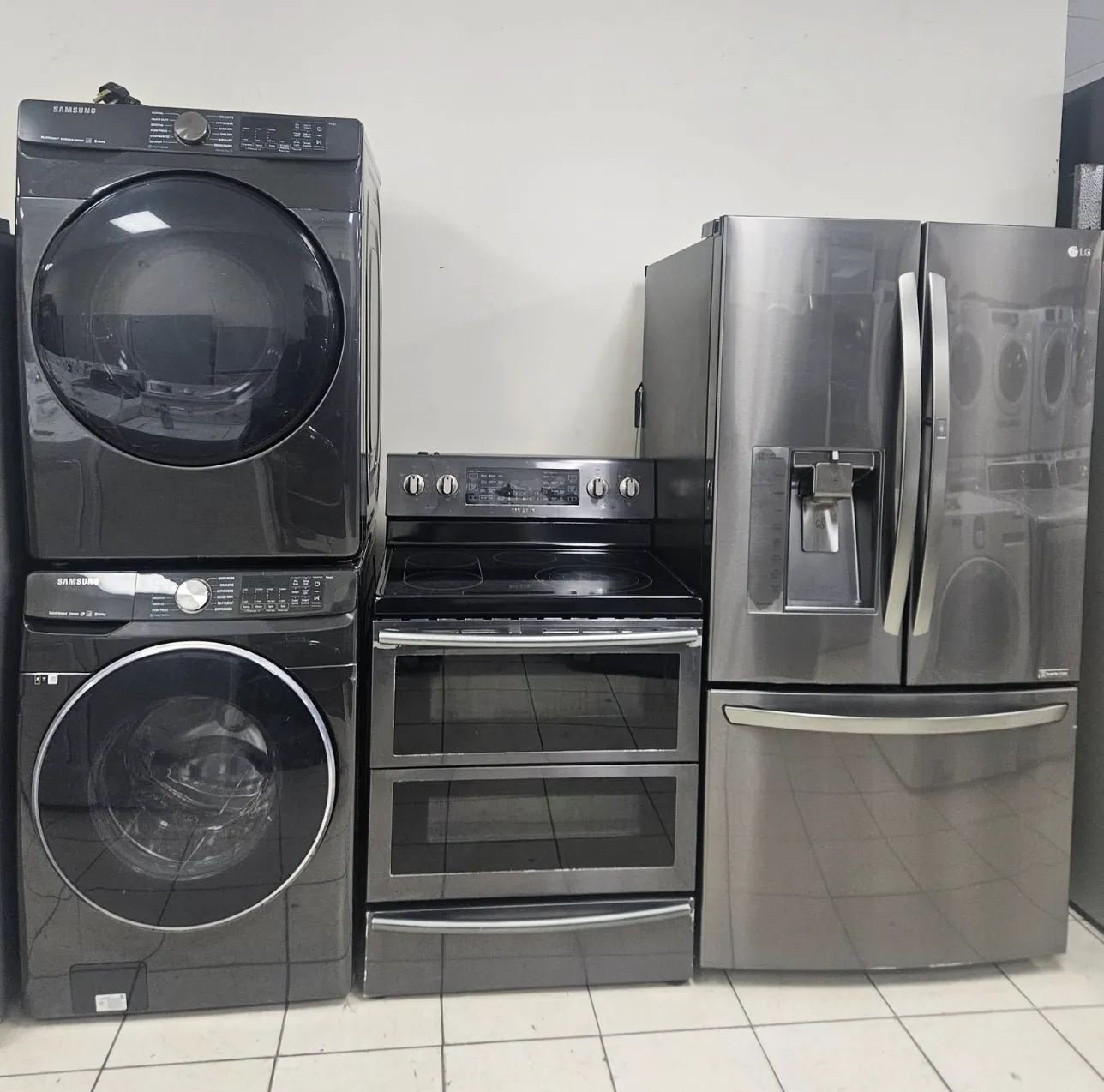 Appareils électroménagers en vente chez Plan B Électro