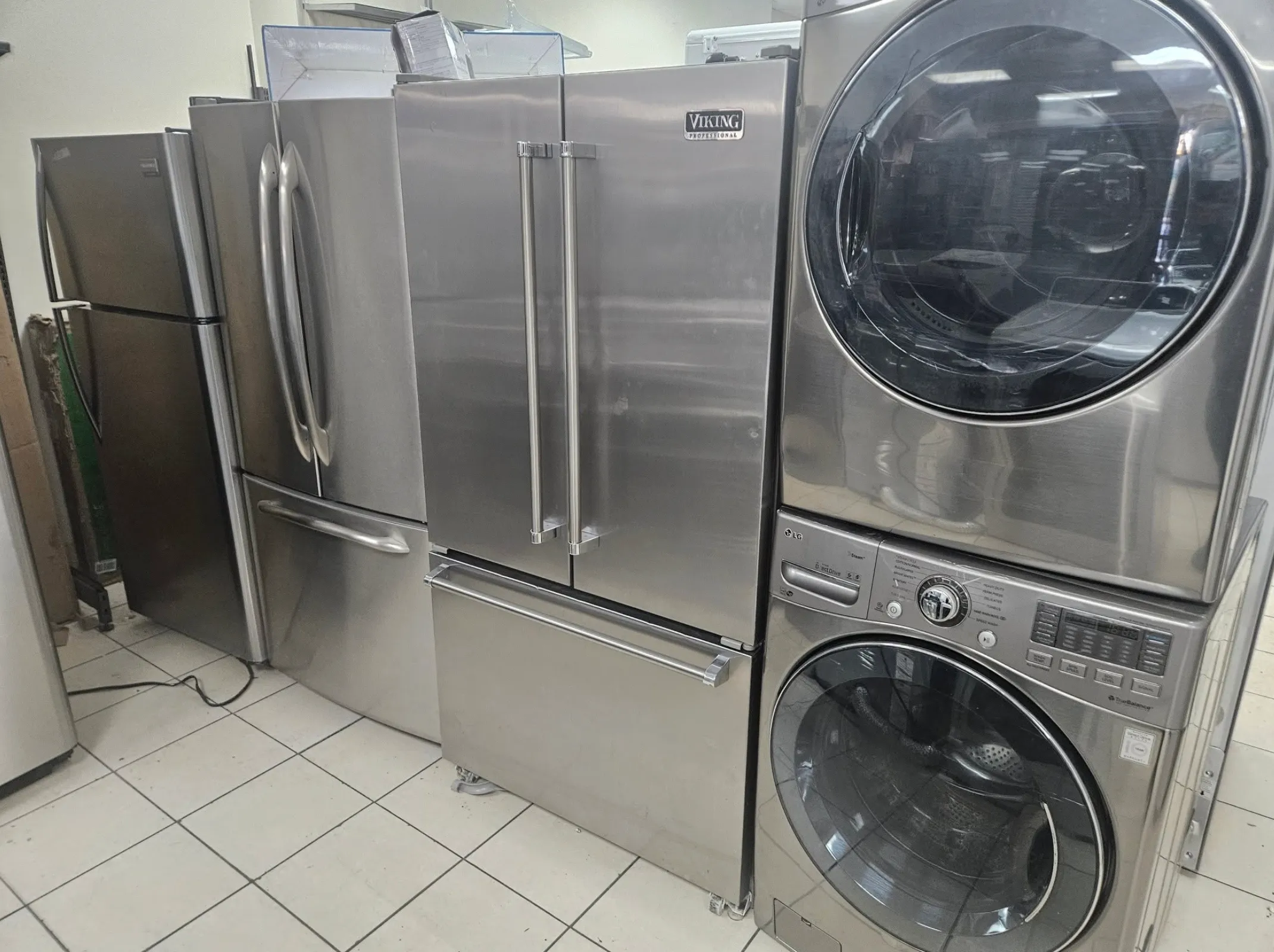 Appareils électroménagers en vente chez Plan B Électro