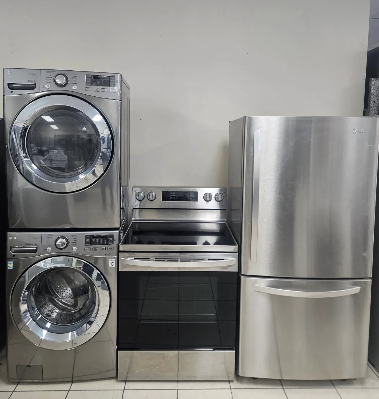 Appareils électroménagers en vente chez Plan B Électro